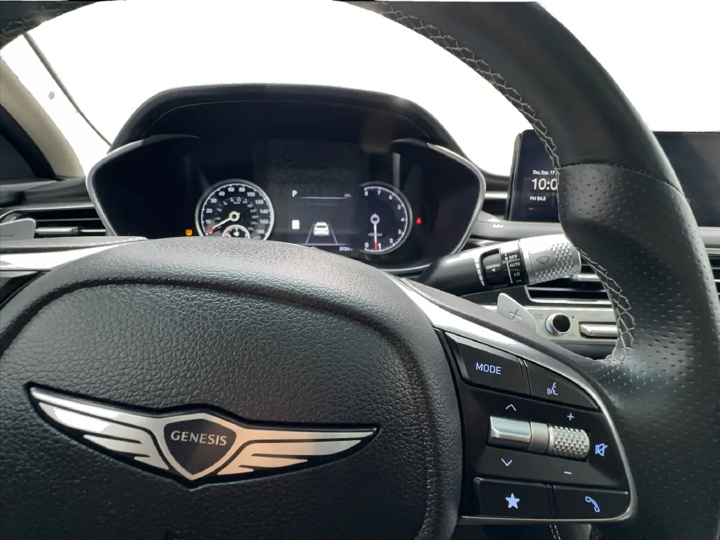 Genesis G70 photo 45