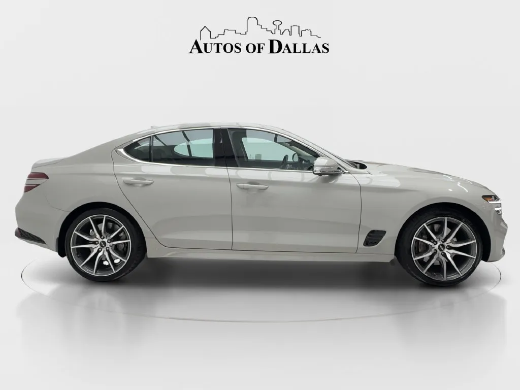Genesis G70 photo 10