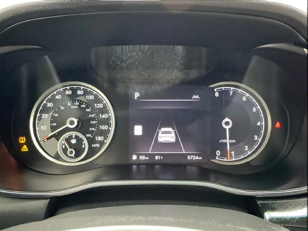 Genesis G70 photo 44