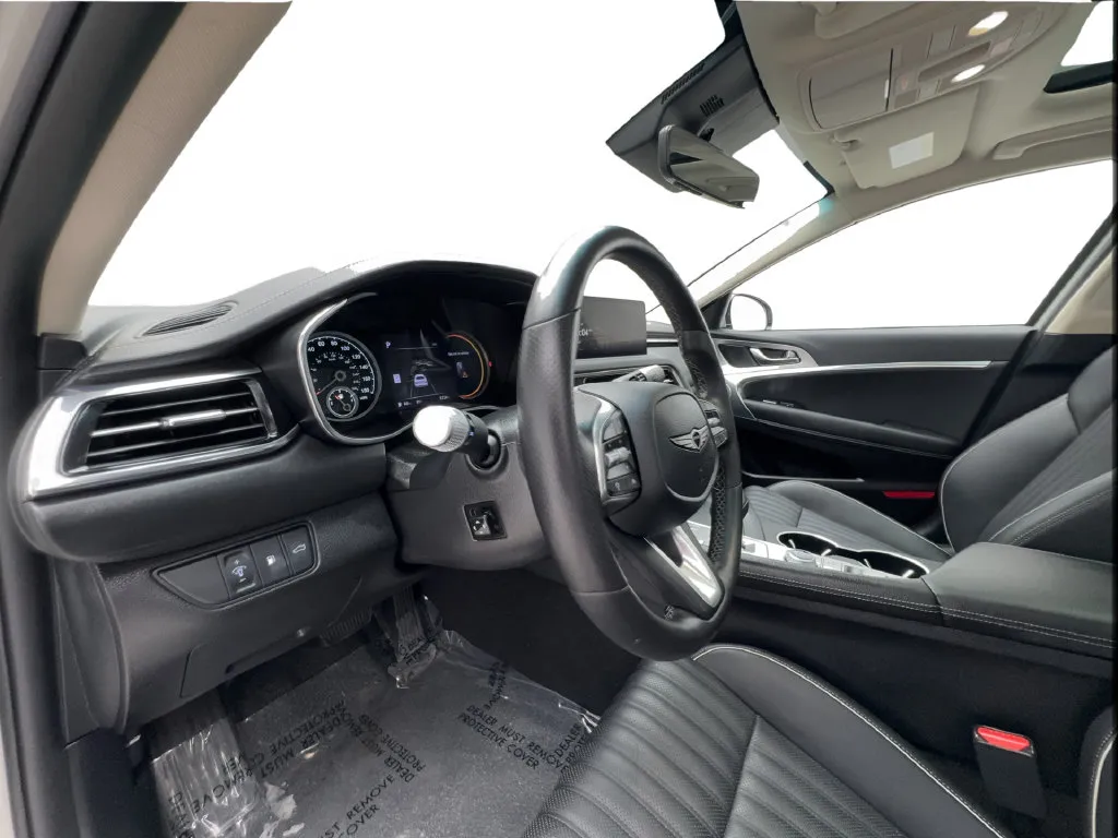 Genesis G70 photo 22