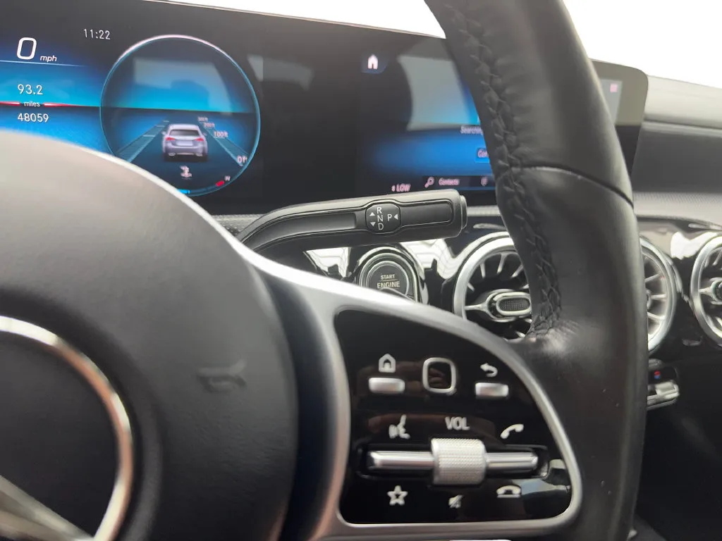 Mercedes-Benz CLA photo 42