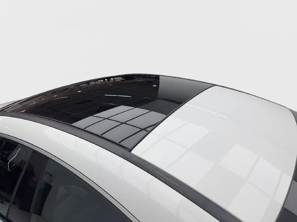 Mercedes-Benz CLA photo 11