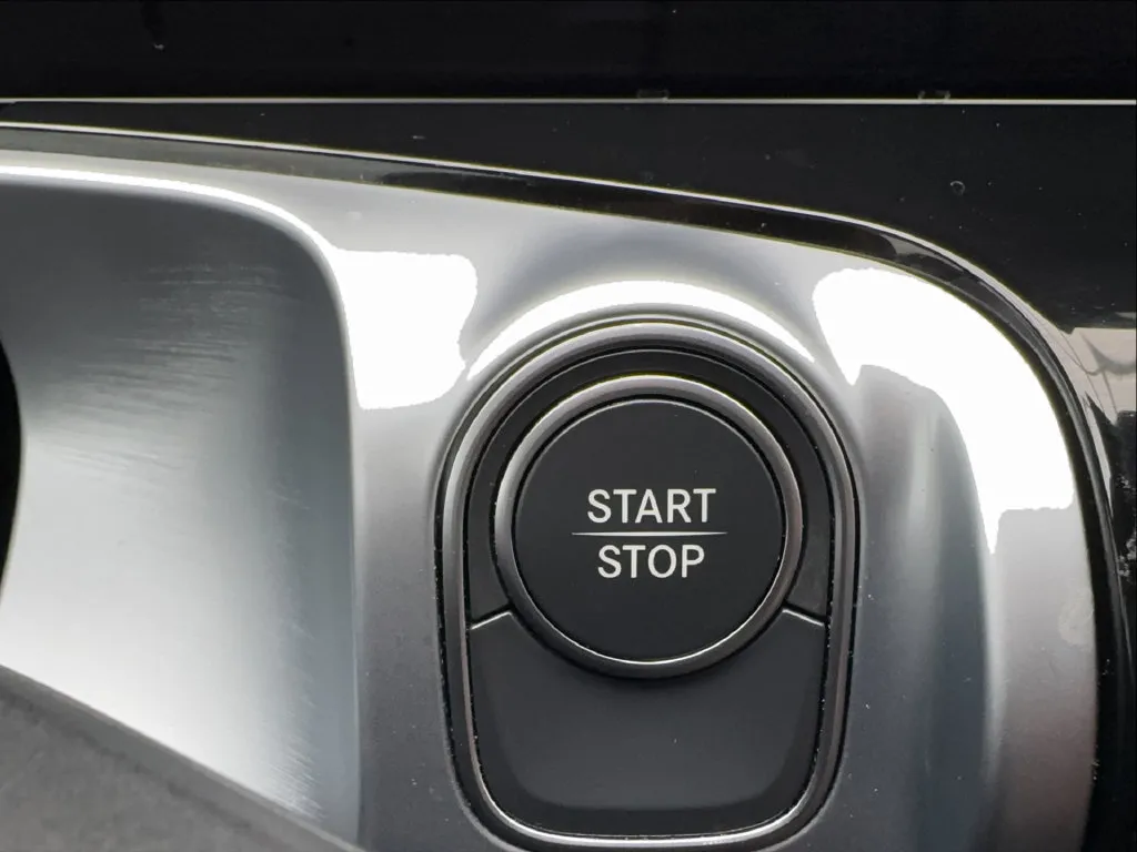 Mercedes-Benz EQB photo 59