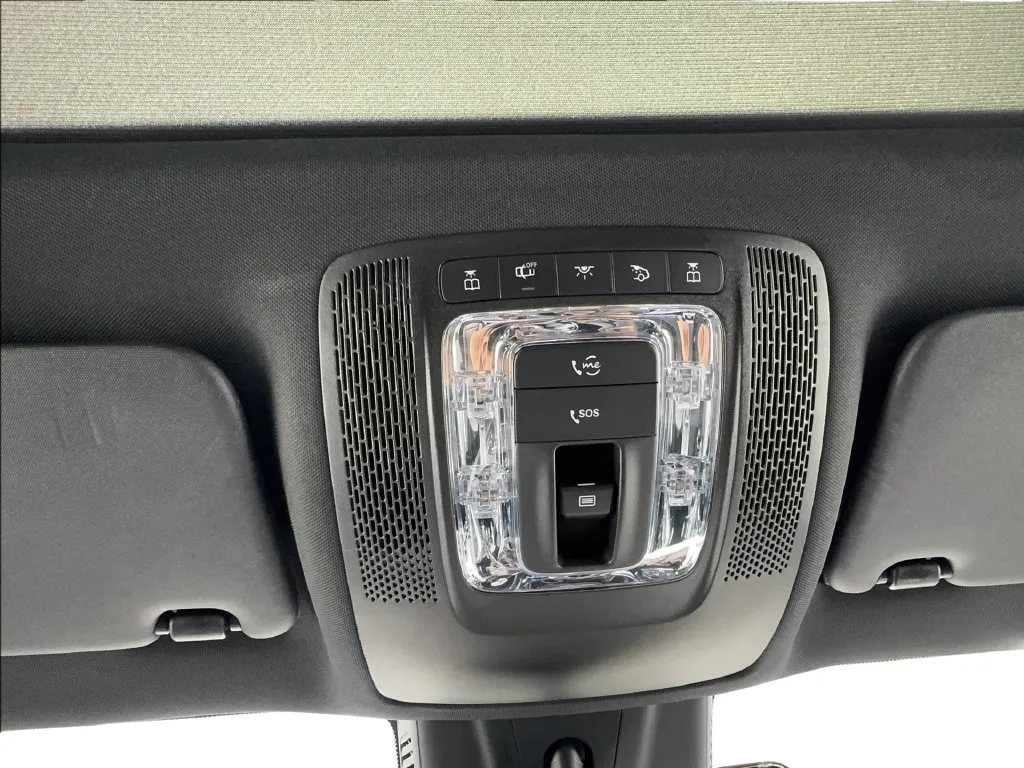 Mercedes-Benz EQB photo 50