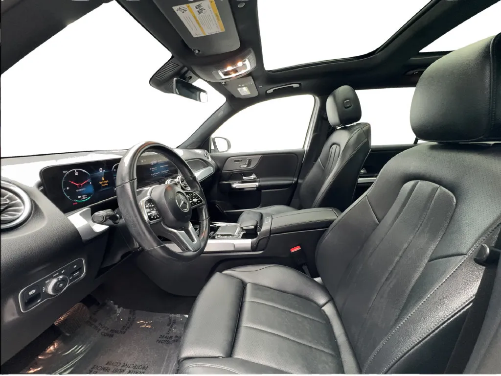 Mercedes-Benz EQB photo 22