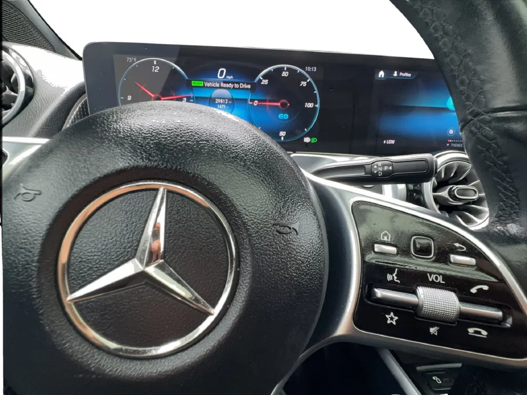 Mercedes-Benz EQB photo 44