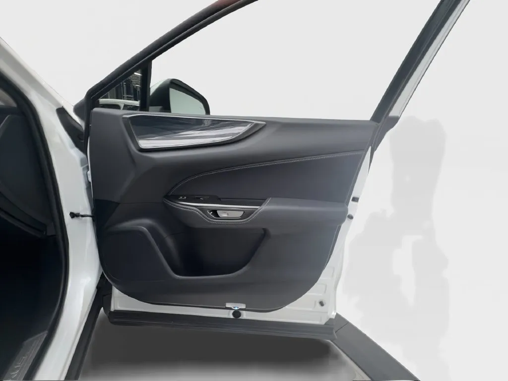 Lexus NX photo 34