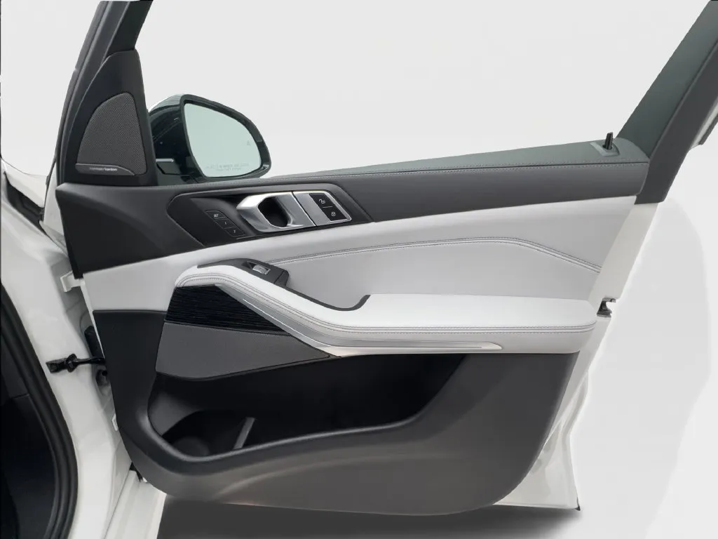 BMW X7 photo 44