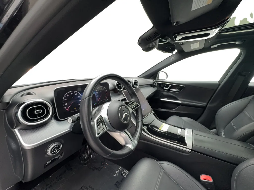 Mercedes-Benz C-Class photo 22