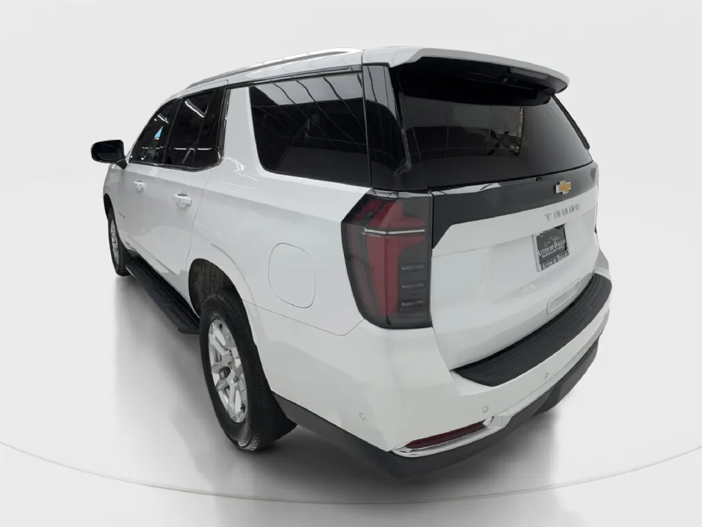 Chevrolet Tahoe photo 10