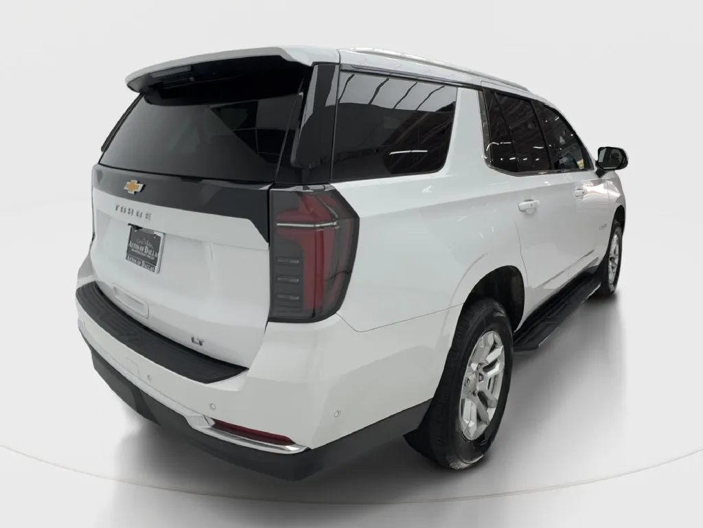 Chevrolet Tahoe photo 8