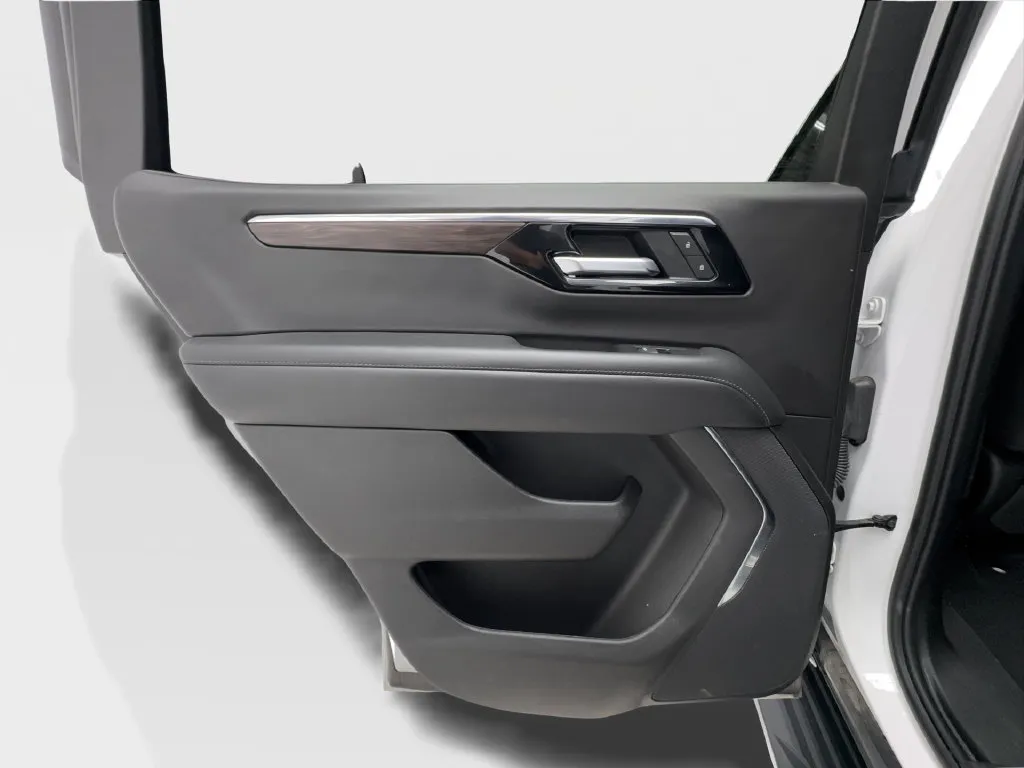 Chevrolet Tahoe photo 28
