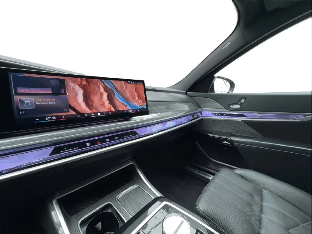 BMW 7 Series photo 47