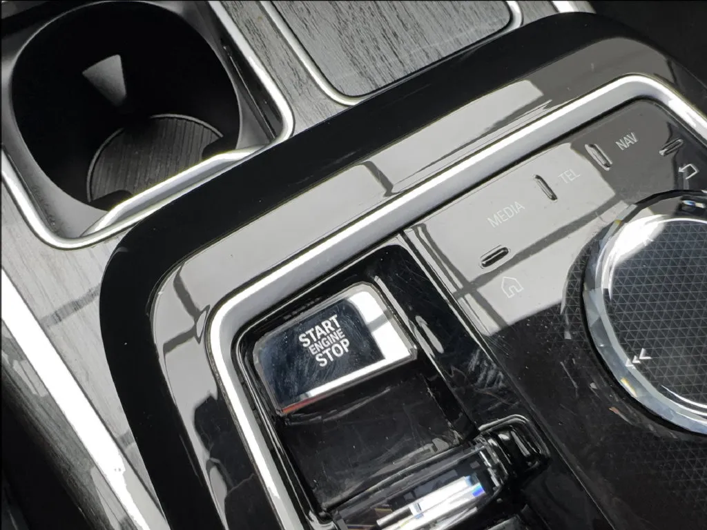 BMW 7 Series photo 54