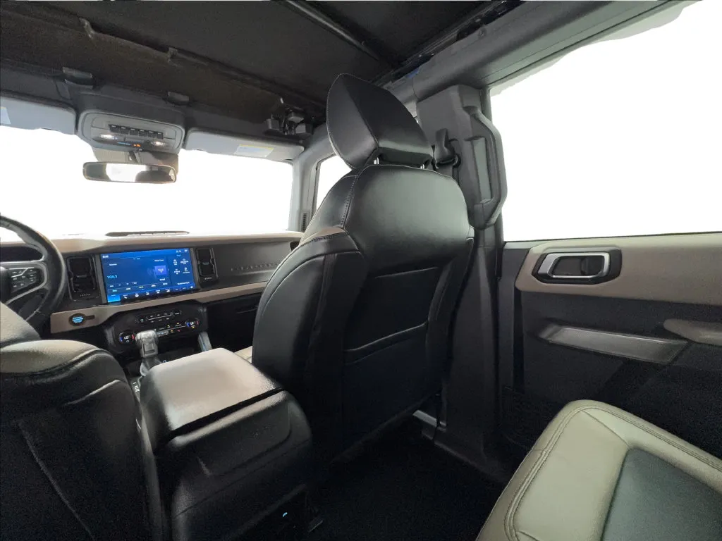 Ford Bronco photo 41