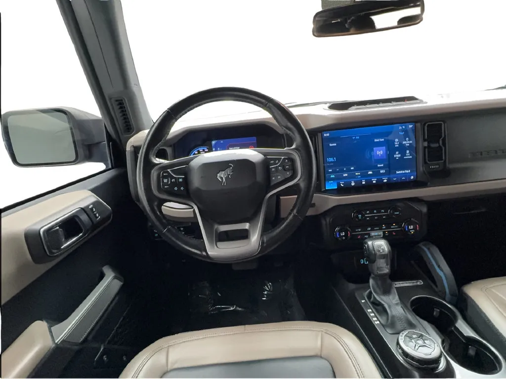 Ford Bronco photo 37