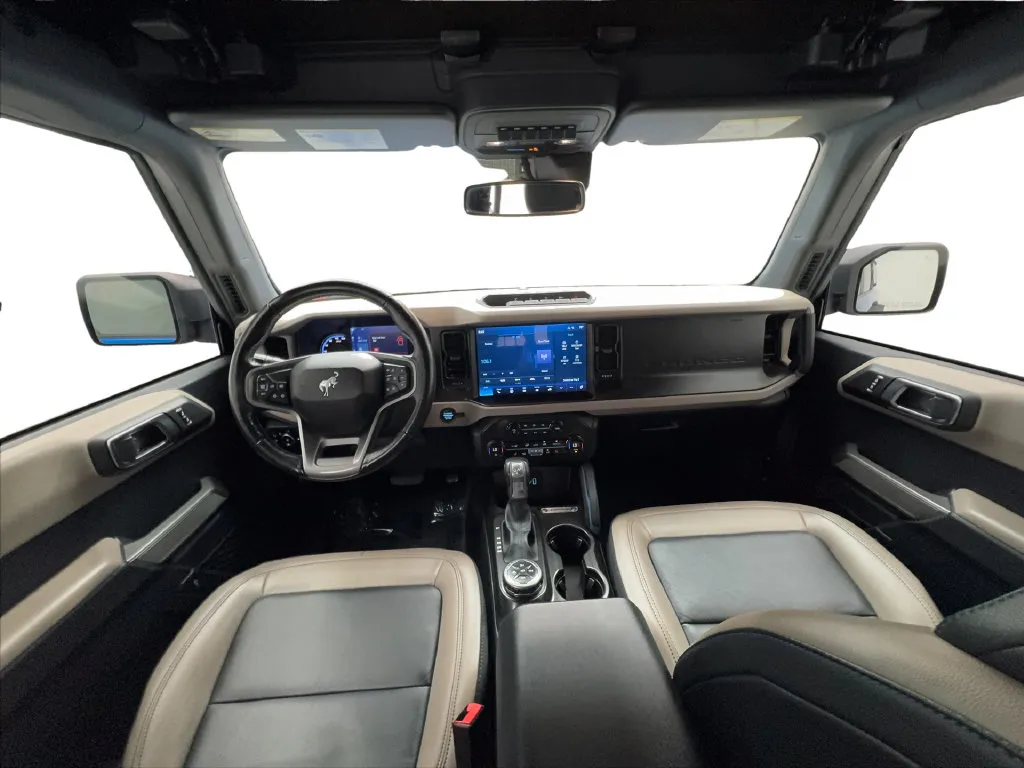 Ford Bronco photo 40