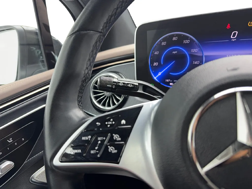 Mercedes-Benz EQE photo 40