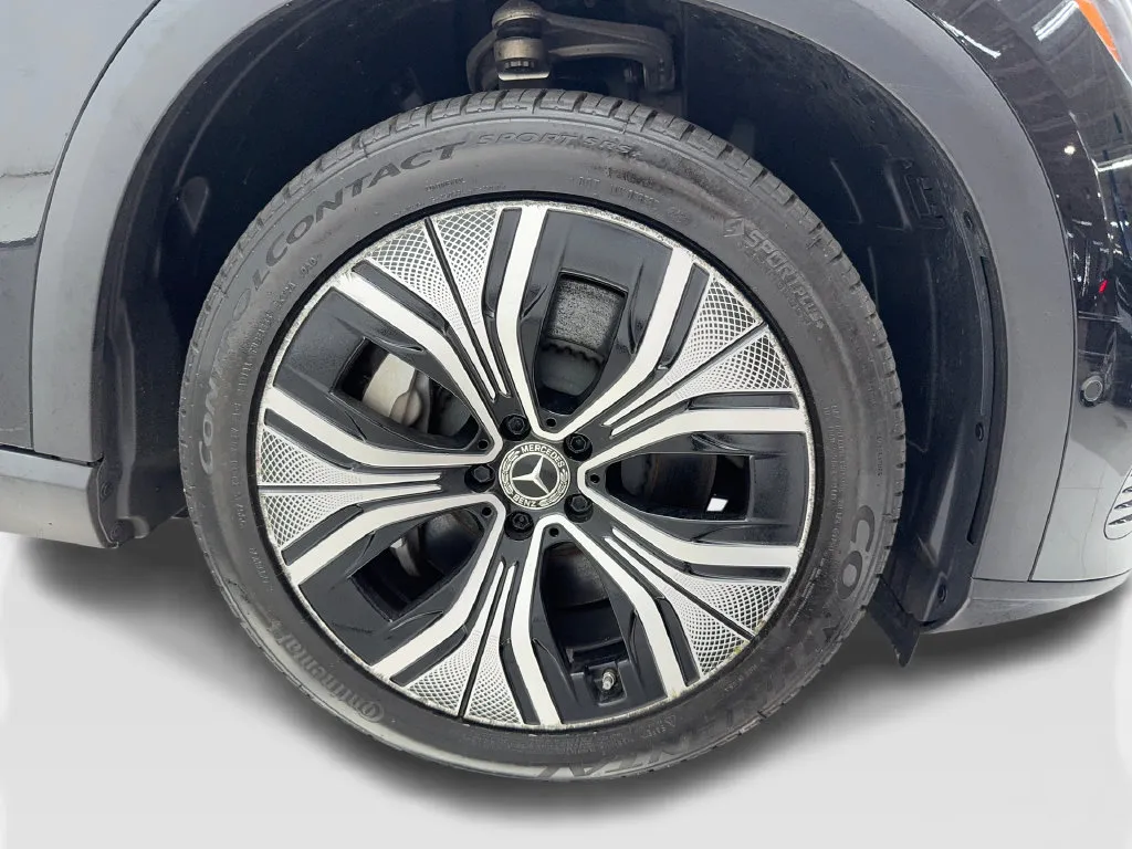 Mercedes-Benz EQE photo 15
