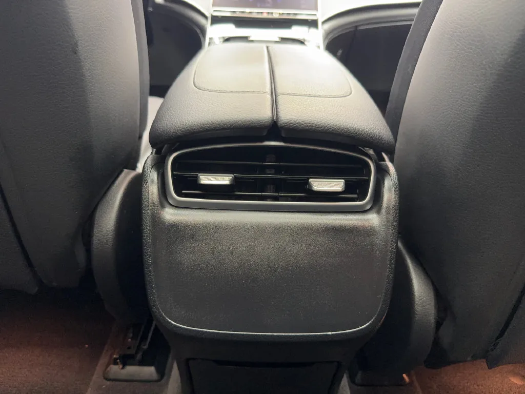 Mercedes-Benz EQE photo 34