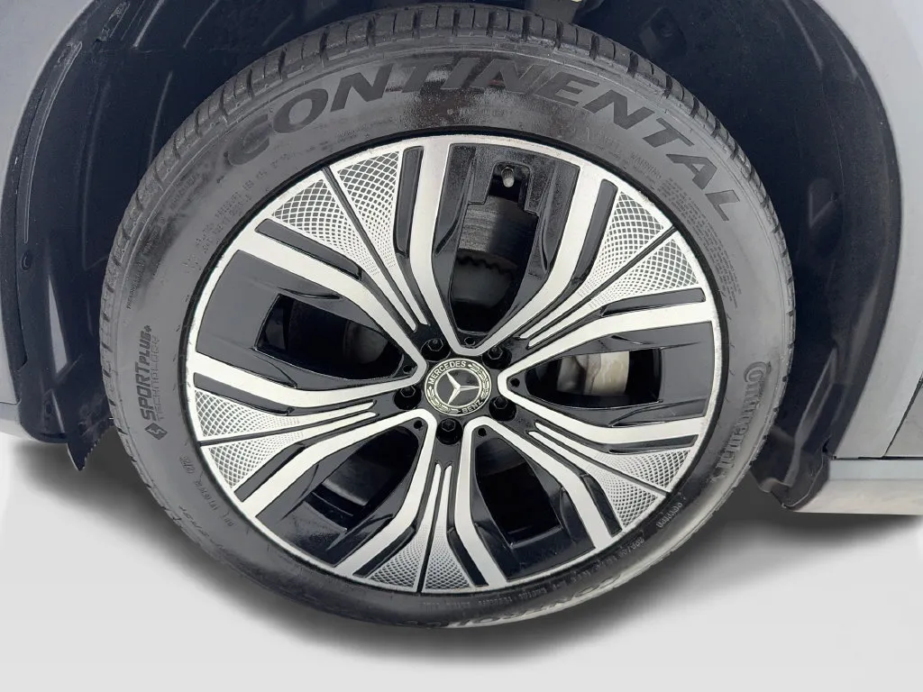 Mercedes-Benz EQE photo 14