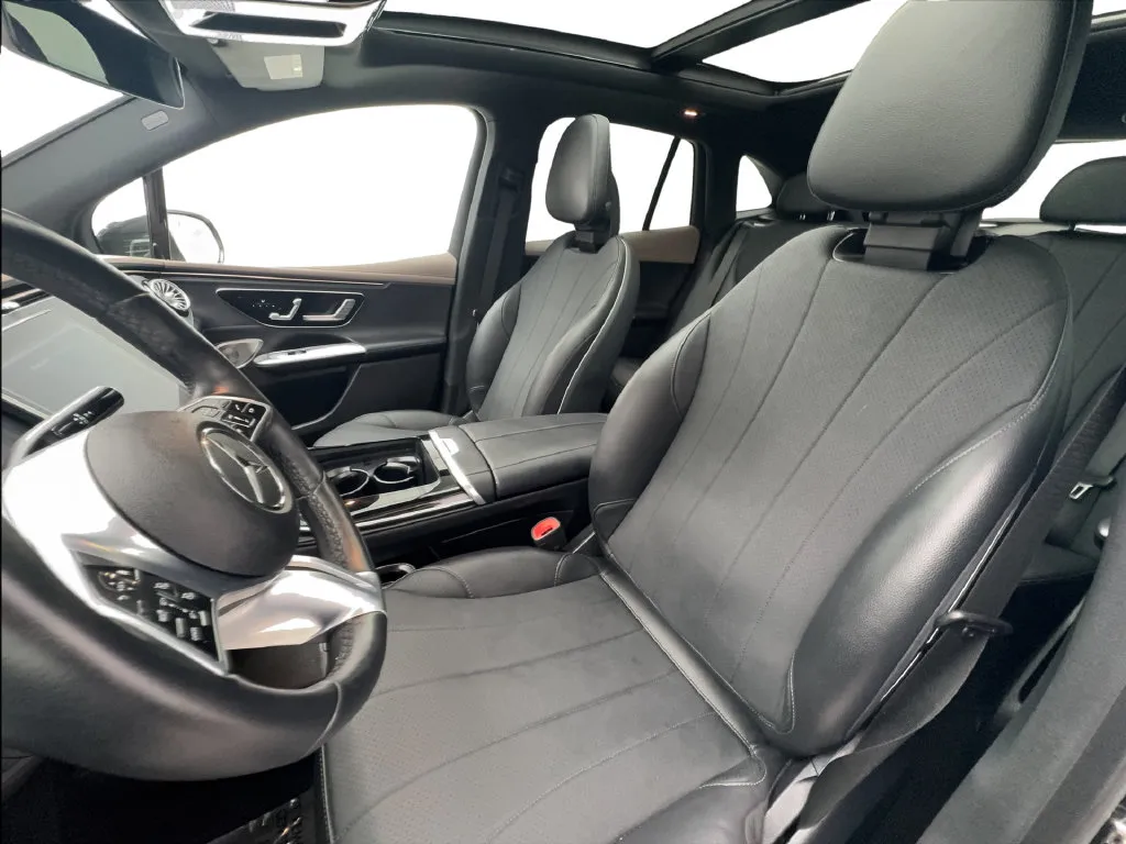 Mercedes-Benz EQE photo 21