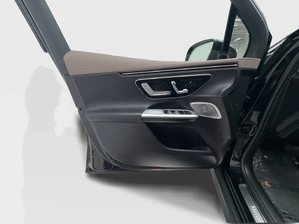 Mercedes-Benz EQE photo 22