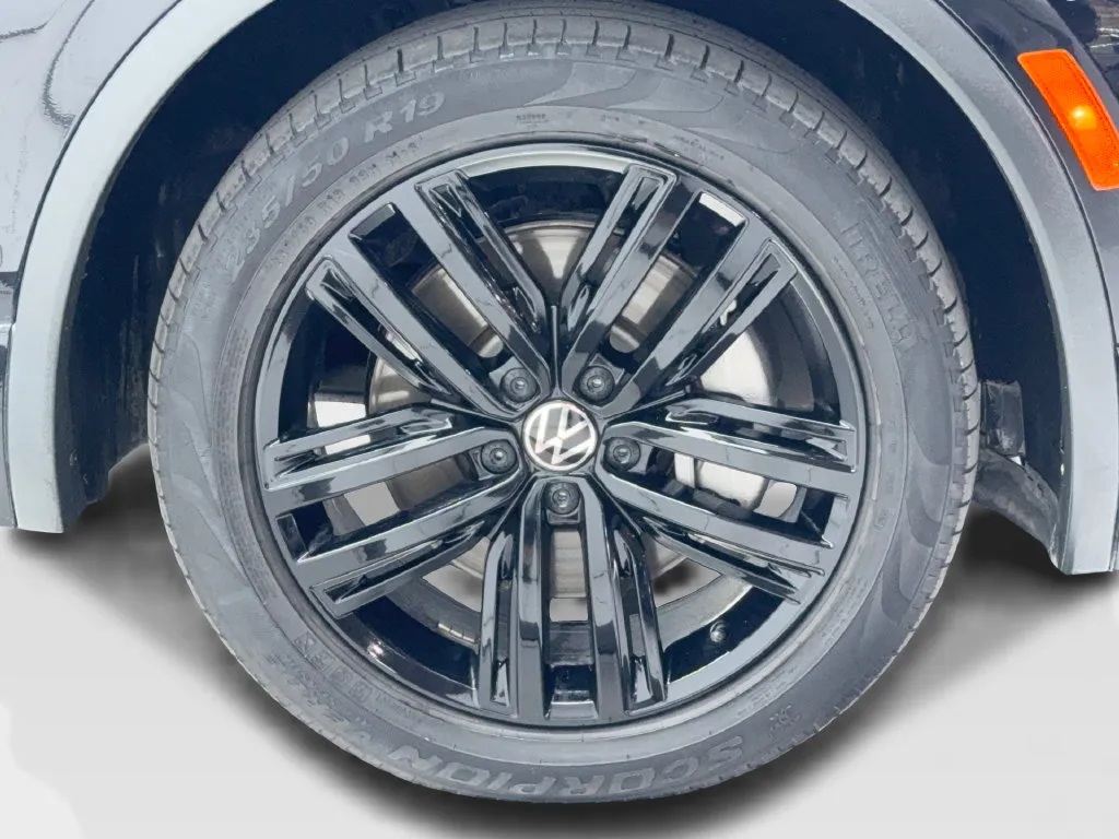 Volkswagen Tiguan photo 18
