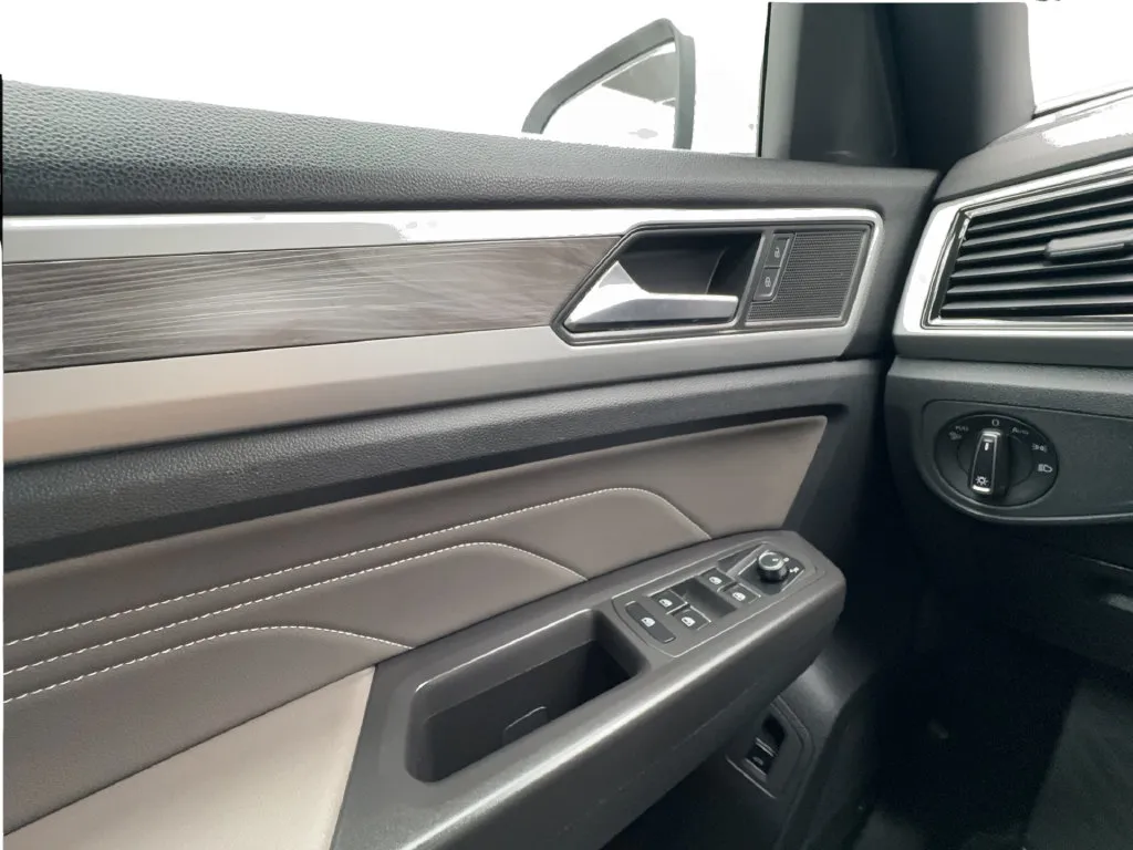 Volkswagen Atlas Cross Sport photo 50