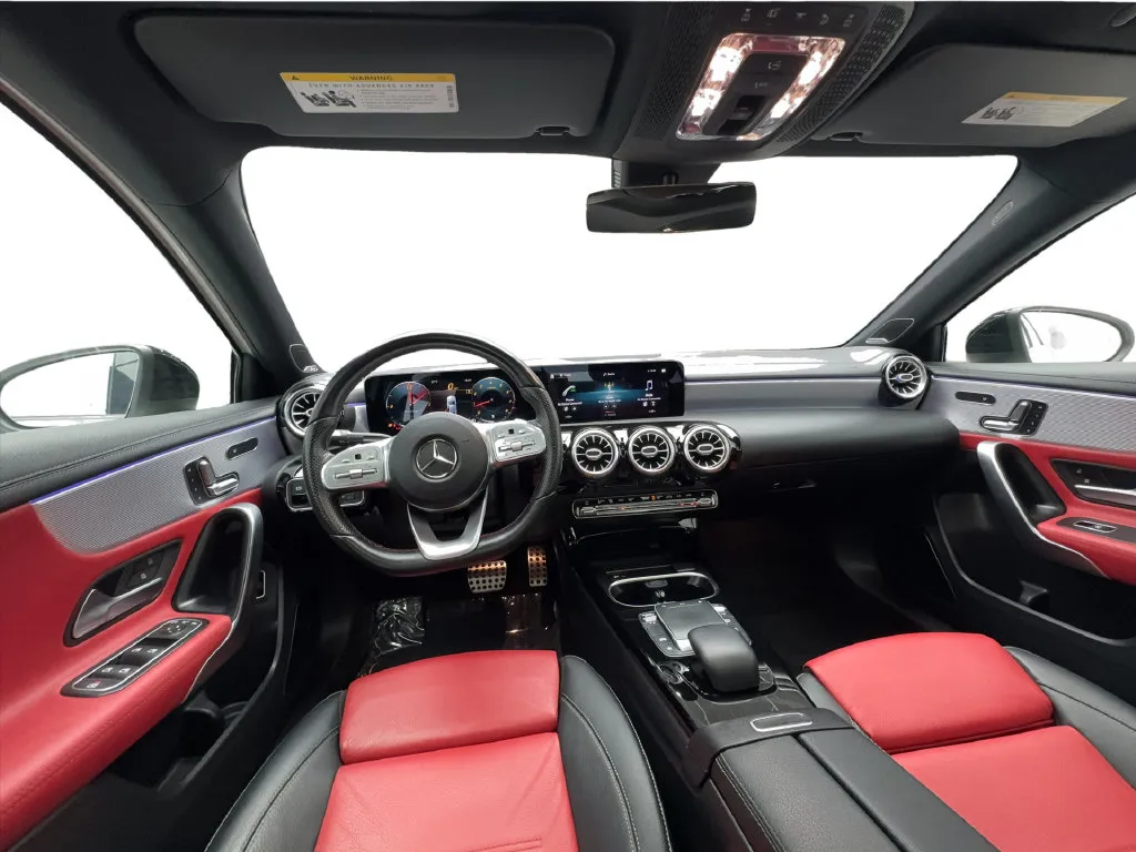 Mercedes-Benz A-Class photo 33