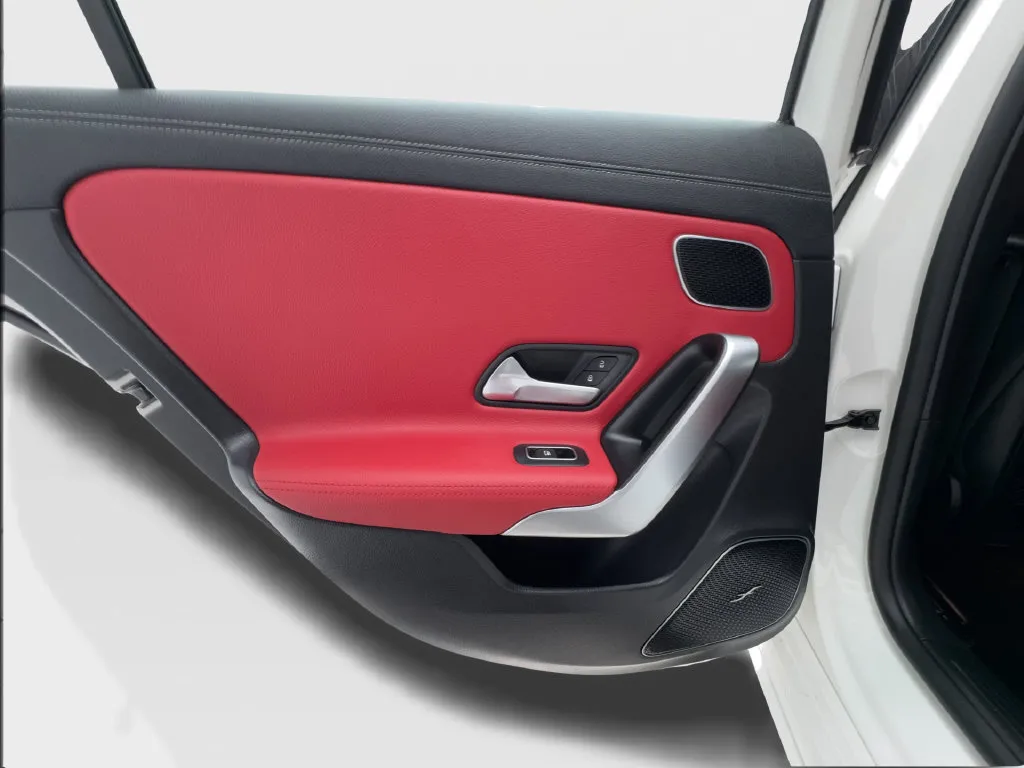 Mercedes-Benz A-Class photo 26