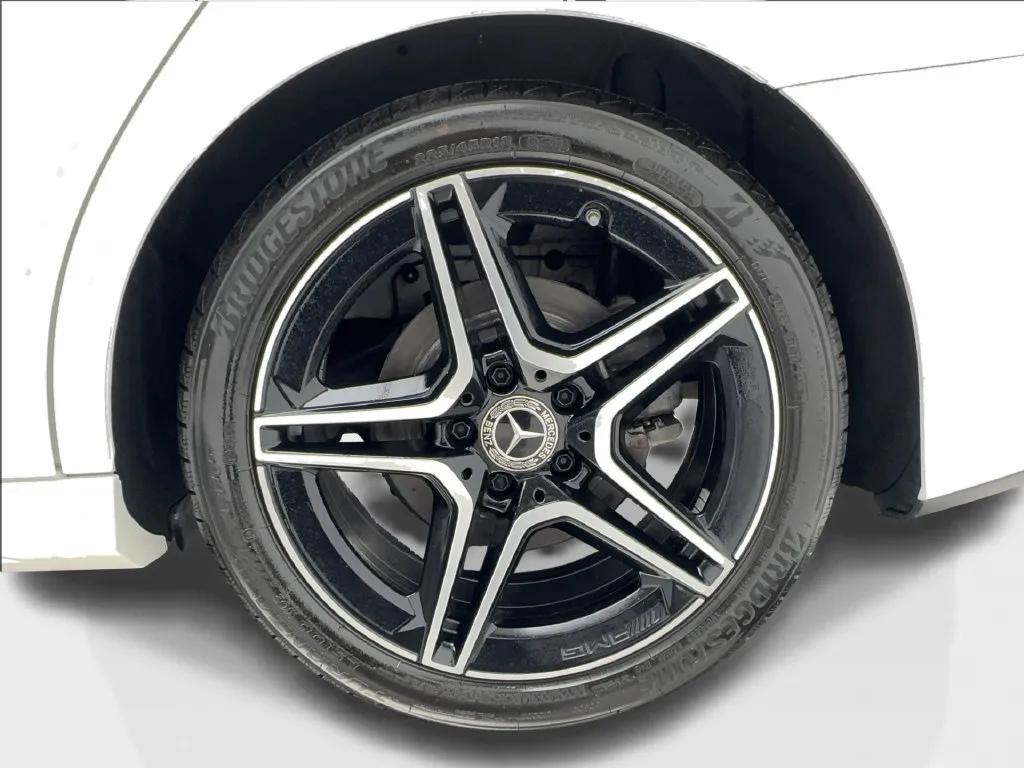 Mercedes-Benz A-Class photo 10