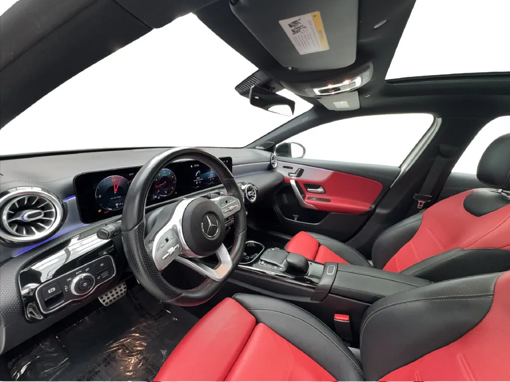 Mercedes-Benz A-Class photo 20