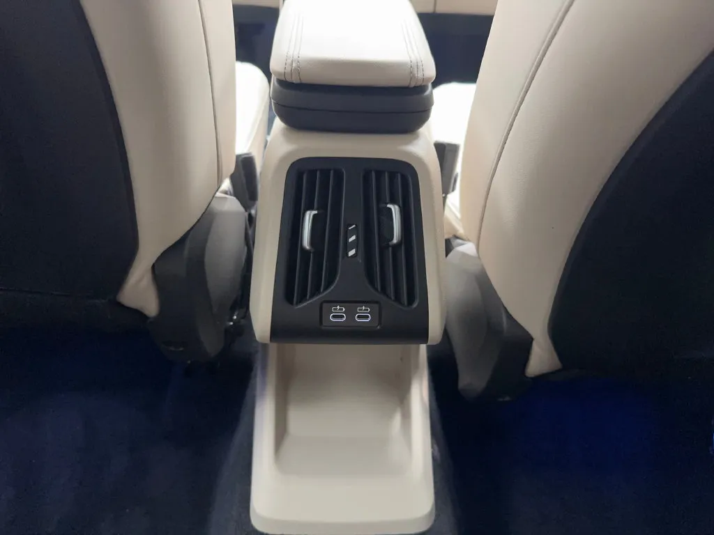 BMW X1 photo 35