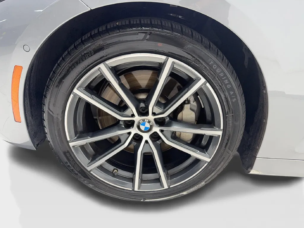 BMW 4 Series photo 11