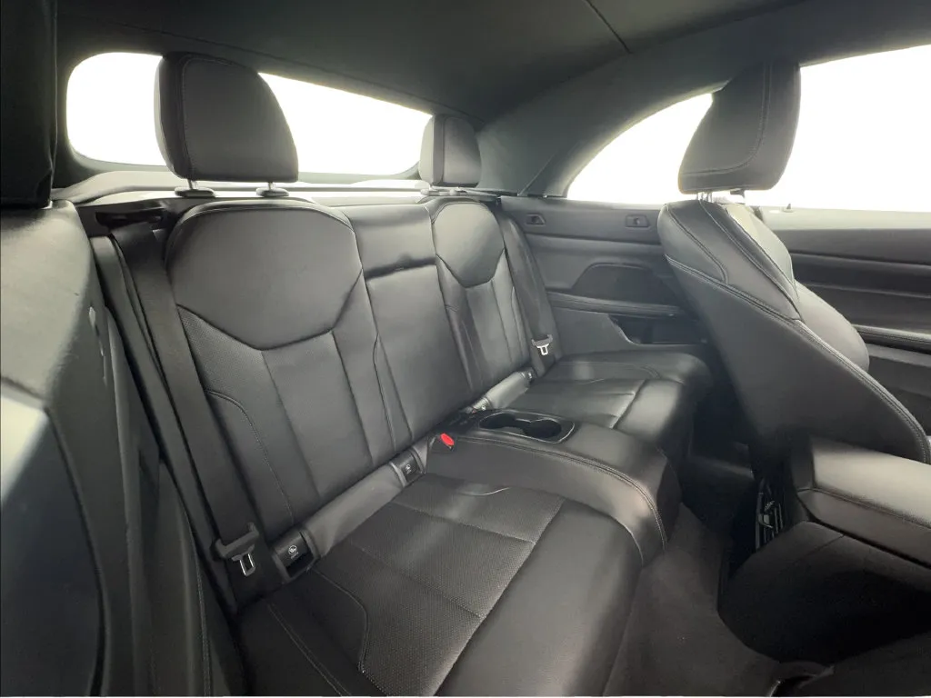 BMW 4 Series photo 23