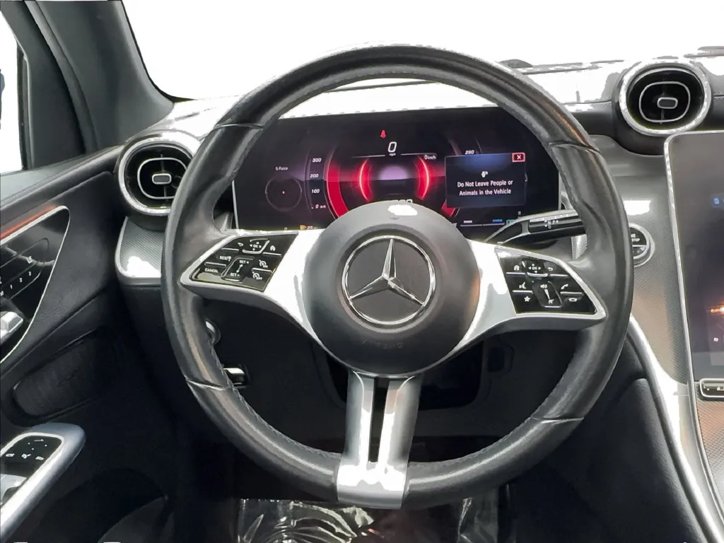 Mercedes-Benz GLC photo 37