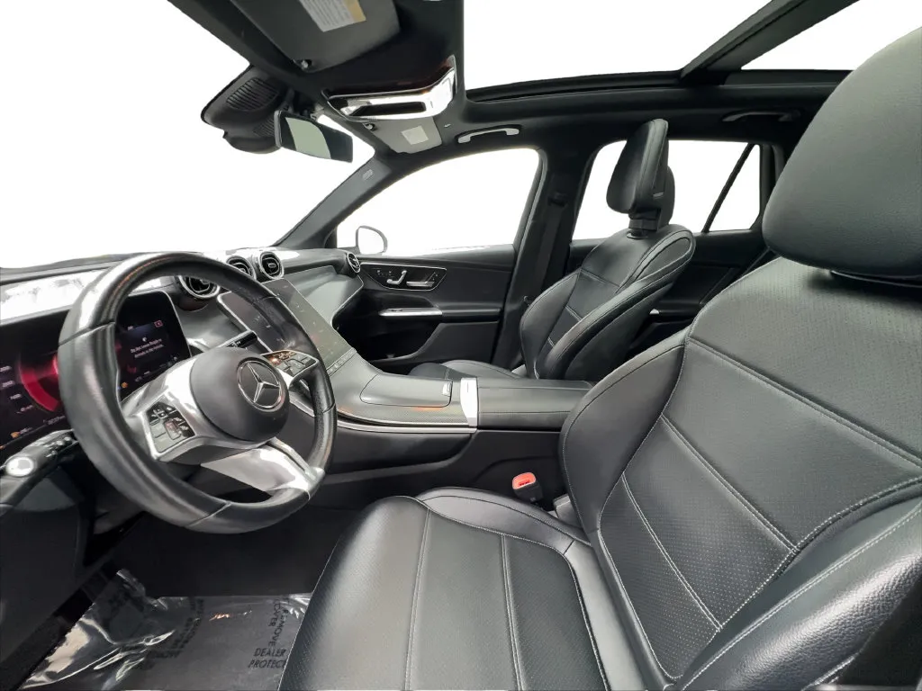 Mercedes-Benz GLC photo 22