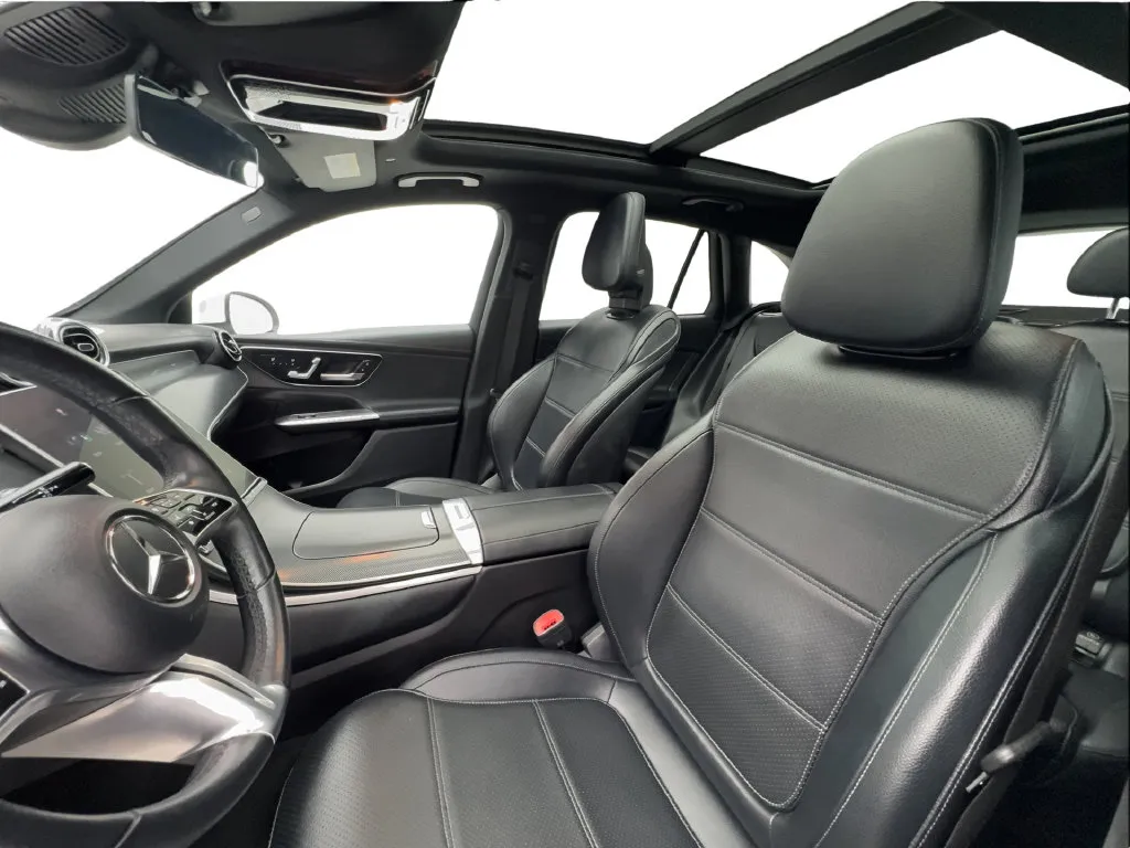 Mercedes-Benz GLC photo 21