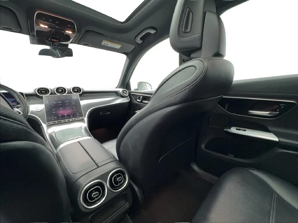 Mercedes-Benz GLC photo 41