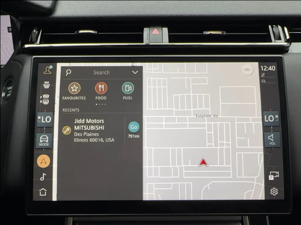 Land Rover Range Rover Velar photo 56