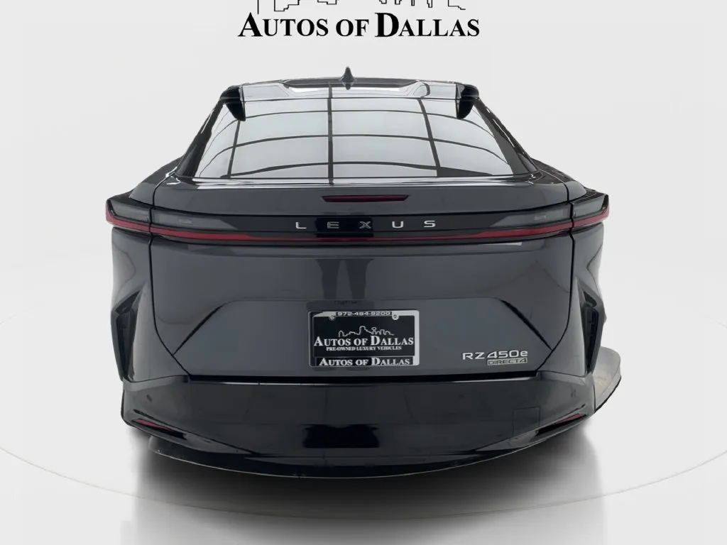 Lexus RZ photo 10
