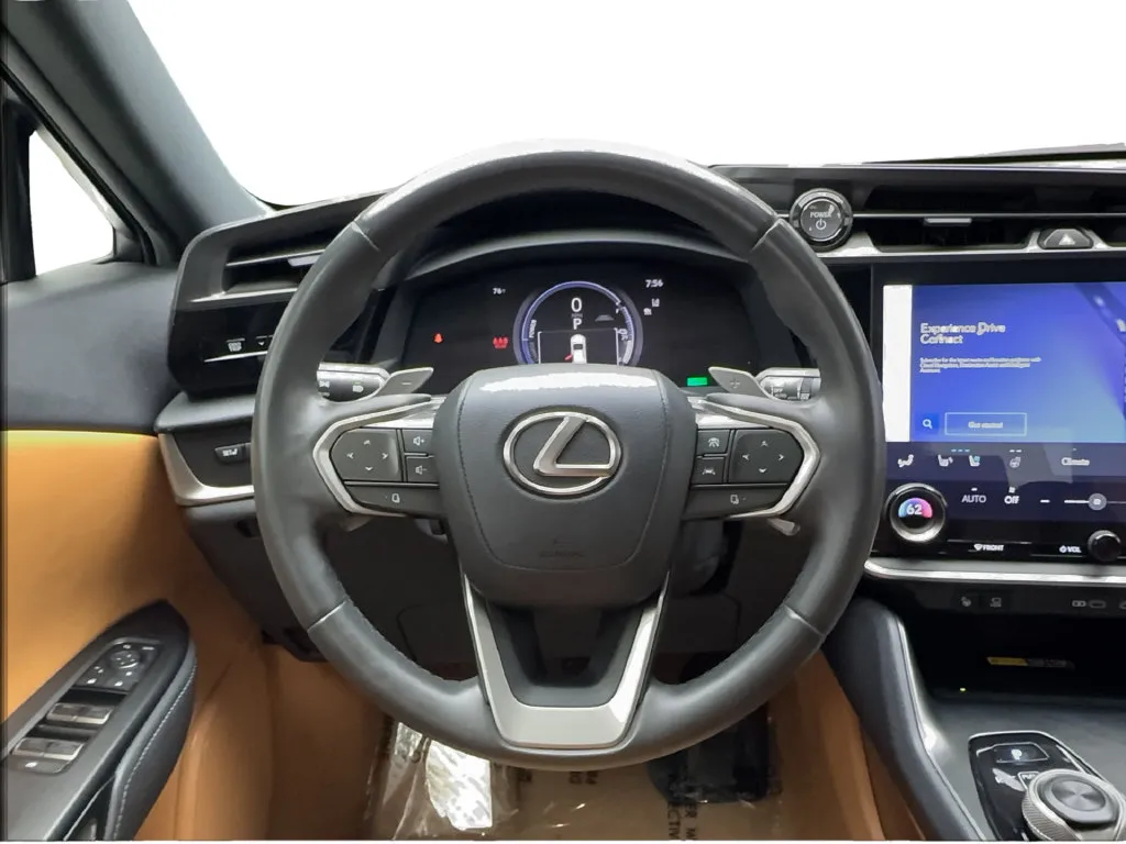 Lexus RZ photo 41
