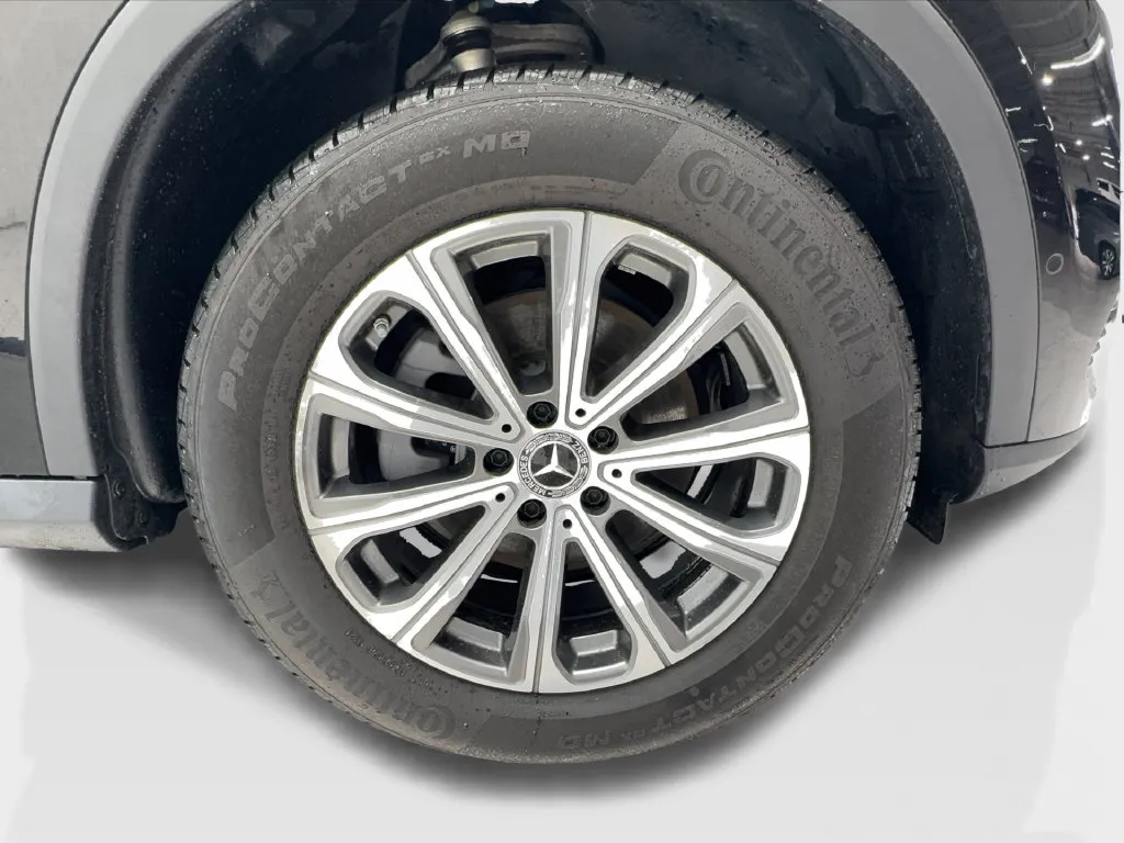 Mercedes-Benz GLC photo 16