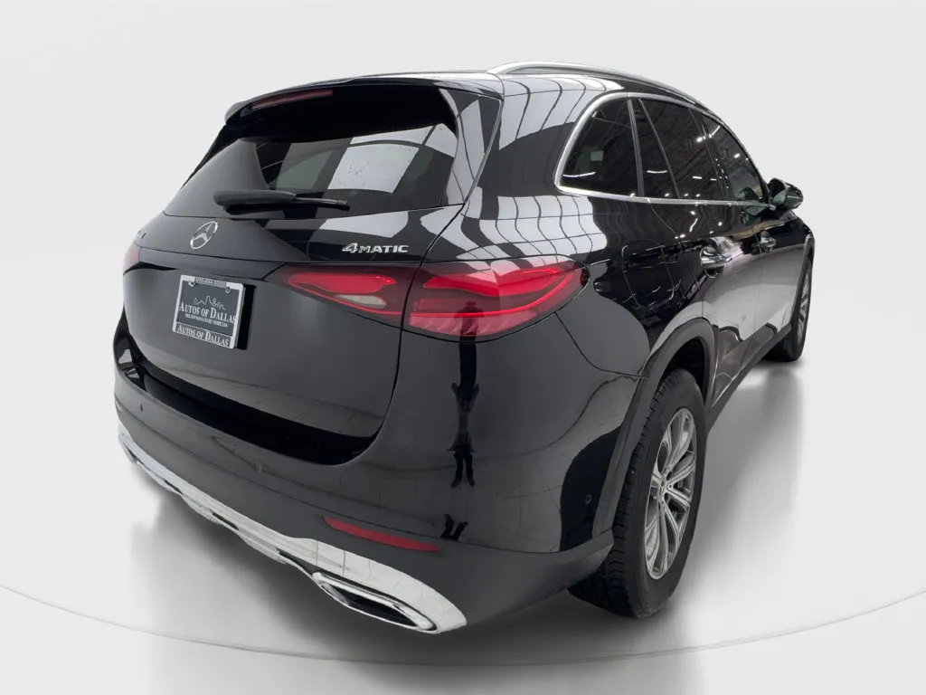 Mercedes-Benz GLC photo 8
