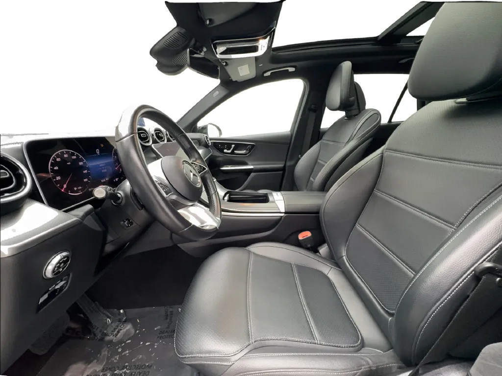 Mercedes-Benz GLC photo 26