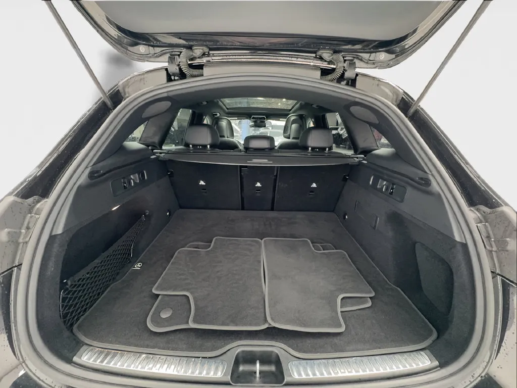 Mercedes-Benz GLC photo 18