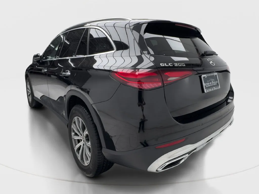 Mercedes-Benz GLC photo 6