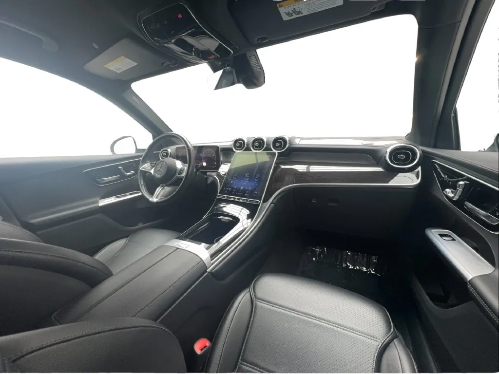 Mercedes-Benz GLC photo 36