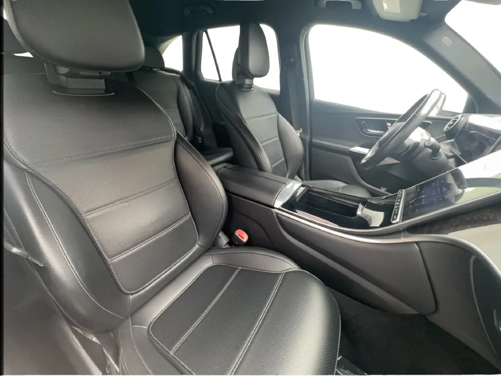 Mercedes-Benz GLC photo 30